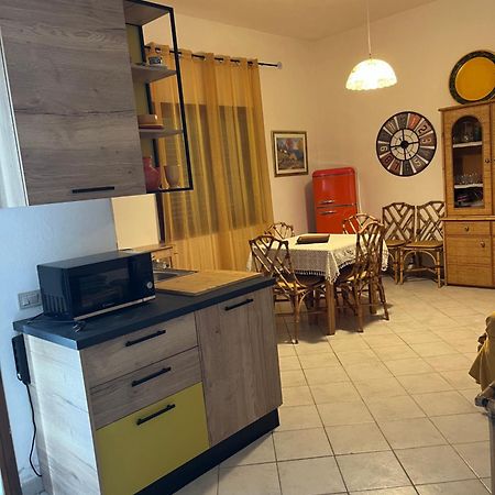 La Casa Sotto La Torre Villa เกีย ภายนอก รูปภาพ